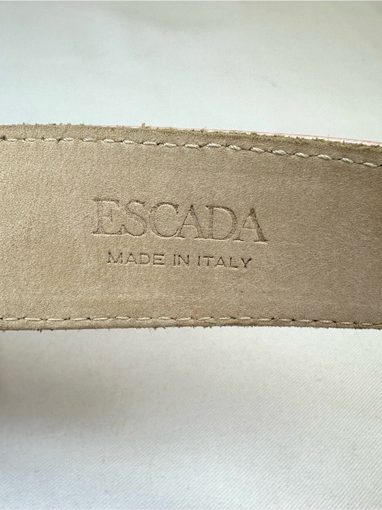 Escada Pink Croc Embossed Leather belt silvertone logo Italy 26-28” holes main image 6